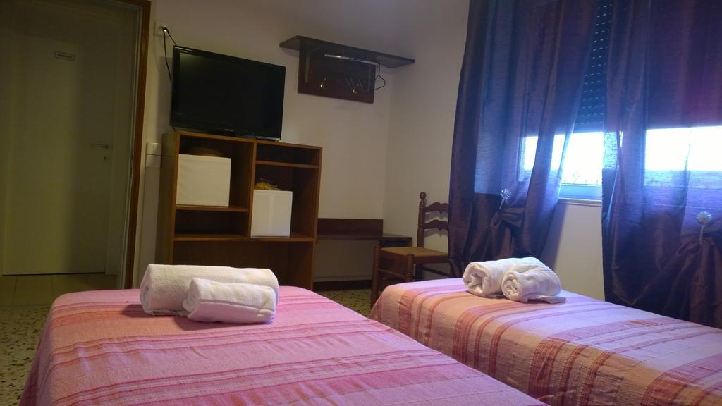 Hotel Cubamia Romano D'Ezzelino エクステリア 写真